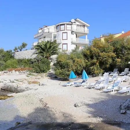 Apartment By The Sea Zecevo Rtic, Rogoznica - 4839 *